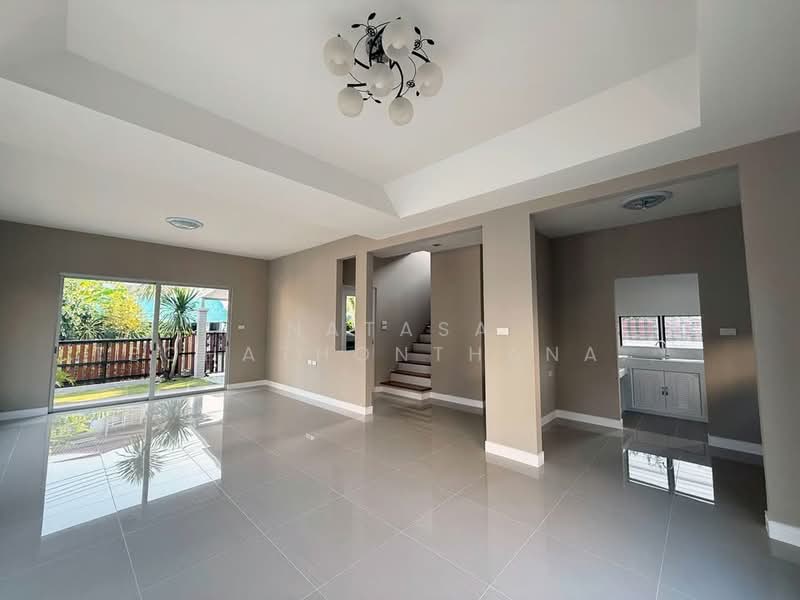 undefined, Bangkok, Saphan Sung, Bangkok, 3 Bedrooms, 180 sqm, Single Detached House For Sale, by Natasa Techathonthanakhun, 500309317 - DDproperty.com