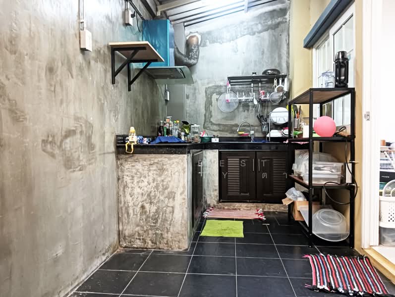 Golden Town Onnut-Pattanakarn, Bangkok, 199 Soi On Nut 65 Yeak 14, Prawet, Bangkok, 4 Bedrooms, 100 sqm, Townhouse For Sale, by The Best Property ตาล, 500309359 - DDproperty.com