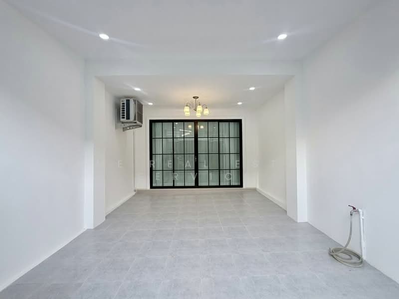 หมู่บ้านพัทยารุ่งเรือง, Chon Buri (Pattaya), Bang Lamung, Bang Lamung (Pattaya), Chon Buri (Pattaya), 2 Bedrooms, 90 sqm, Townhouse For Sale, by HOME Real Estate Service, 500309388 - DDproperty.com