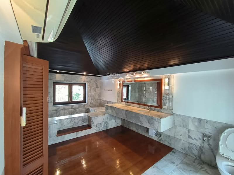 Beautiful 3-bedroom Villa with private swimming pool for rent, Bangkok, Khong Tan, Khlong Toei, Bangkok, 3 Bedrooms, 700 sqm, Villa For Rent, by Bulakorn Heng, 500309435 - DDproperty.com