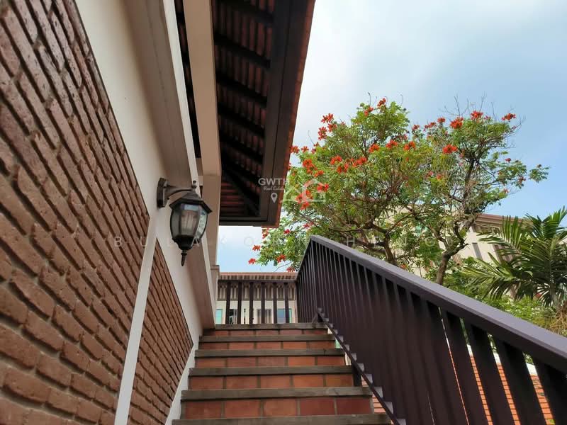 Beautiful 3-bedroom Villa with private swimming pool for rent, Bangkok, Khong Tan, Khlong Toei, Bangkok, 3 Bedrooms, 700 sqm, Villa For Rent, by Bulakorn Heng, 500309435 - DDproperty.com