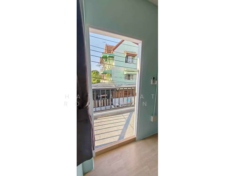 4-BR Townhouse, Bangkok, Nong Kham, Nong Khaem, Bangkok, 4 Bedrooms, 250 sqm, Townhouse For Sale, by Hathairat  Rookphan  , 500309470 - DDproperty.com