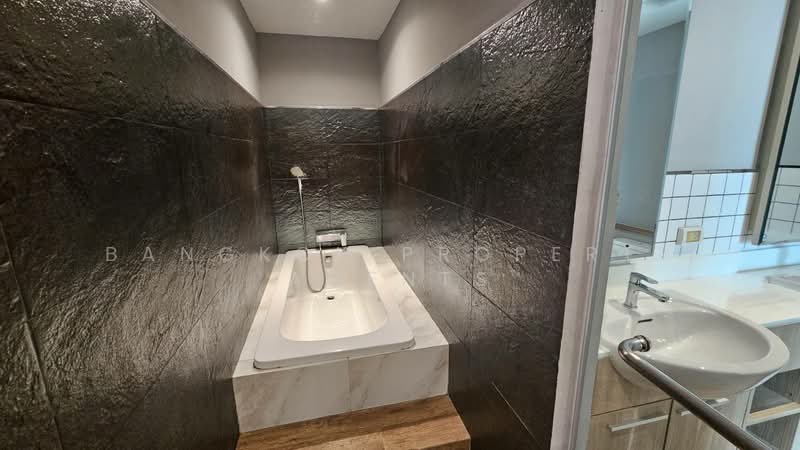 Paragon 31, Bangkok, Soi Sukhumvit 31, Khlong Tan Nua, Watthana, Bangkok, 2 Bedrooms, 65 sqm, Condo For Rent, by BANGKOK PROPERTY AGENTS, 500309487 - DDproperty.com