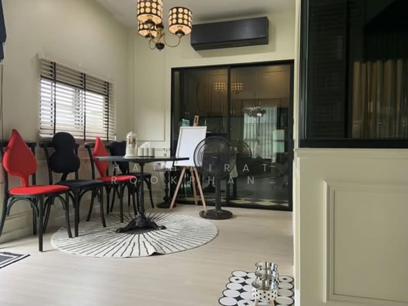 Anasiri Ramkhamhaeng, Bangkok, Ramkhamhaeng 122, Khlong Song Ton Nun, Lat Krabang, Bangkok, 2 Bedrooms, 99 sqm, Townhouse For Rent, by Hathairat Rookphan , 500309491 - DDproperty.com