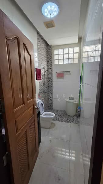 4-BR Townhouse, Bangkok, Nong Bon, Prawet, Bangkok, 4 Bedrooms, 325 sqm, Townhouse For Sale, by Hathairat Rookphan , 500309513 - DDproperty.com