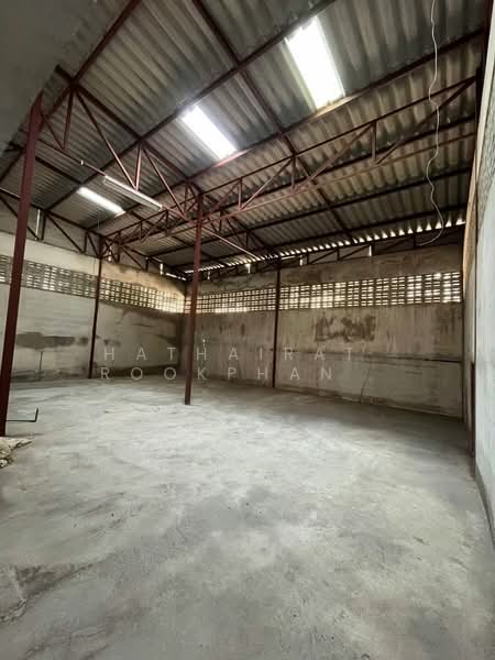 ทาวน์เฮ้าส์ 3-ห้องนอน, กรุงเทพ, บางอ้อ, บางพลัด, กรุงเทพ, 150 ตร.ม., ทาวน์เฮ้าส์ ให้เช่า, โดย Hathairat Rookphan , 500309515 - DDproperty.com