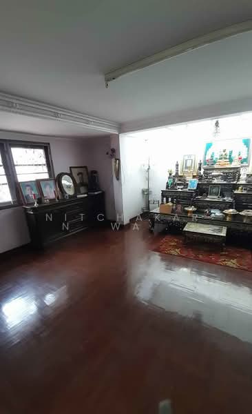 5-BR House, Bangkok, Chim Plee, Taling Chan, Bangkok, 5 Bedrooms, 980 sqm, Single Detached House For Sale, by Nitchakarn  Wanitwichakornkit , 500309524 - DDproperty.com