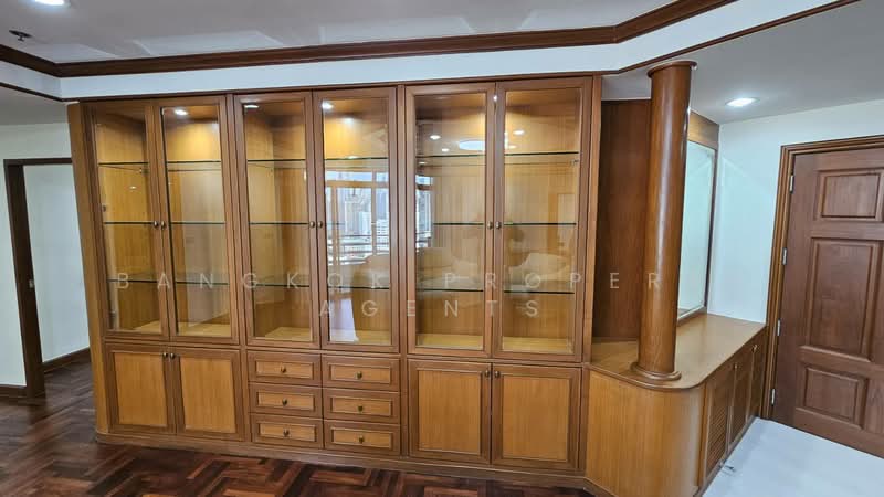 Ruamsuk Condominium, Bangkok, 12 Soi Athakravi, Khong Tan, Khlong Toei, Bangkok, 3 Bedrooms, 330 sqm, Condo For Rent, by BANGKOK PROPERTY AGENTS, 500309527 - DDproperty.com