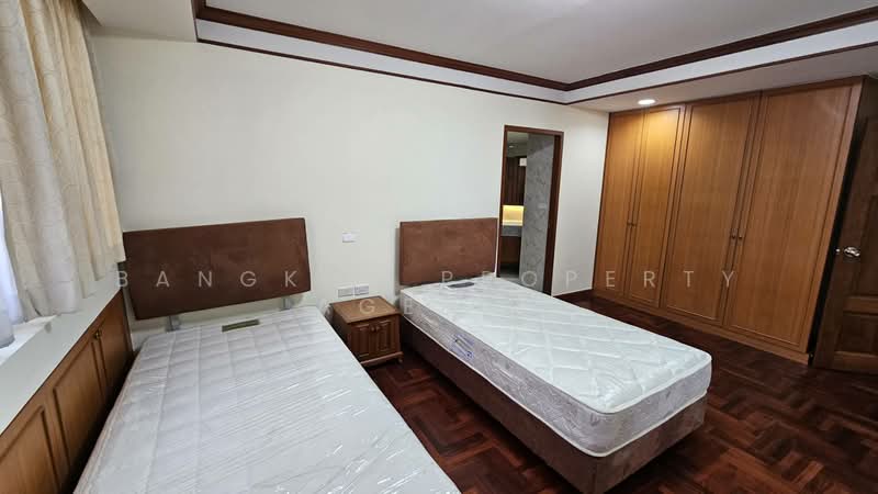 Ruamsuk Condominium, Bangkok, 12 Soi Athakravi, Khong Tan, Khlong Toei, Bangkok, 3 Bedrooms, 330 sqm, Condo For Rent, by BANGKOK PROPERTY AGENTS, 500309527 - DDproperty.com