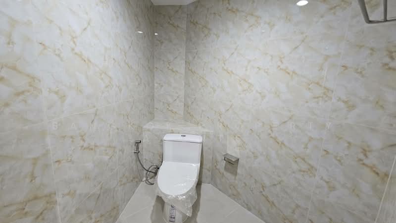 Ruamsuk Condominium, Bangkok, 12 Soi Athakravi, Khong Tan, Khlong Toei, Bangkok, 3 Bedrooms, 330 sqm, Condo For Rent, by BANGKOK PROPERTY AGENTS, 500309527 - DDproperty.com