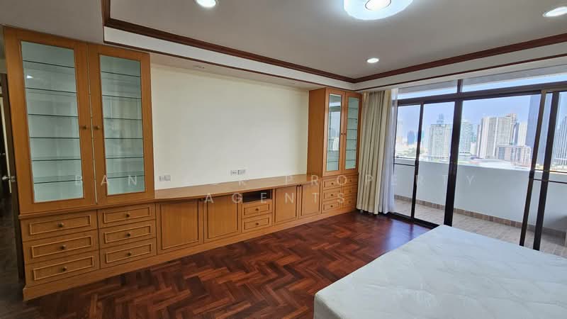 Ruamsuk Condominium, Bangkok, 12 Soi Athakravi, Khong Tan, Khlong Toei, Bangkok, 3 Bedrooms, 330 sqm, Condo For Rent, by BANGKOK PROPERTY AGENTS, 500309527 - DDproperty.com