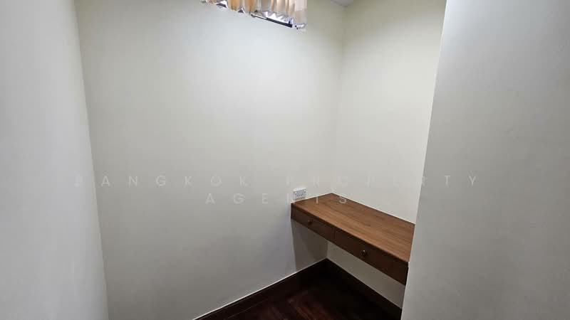 Ruamsuk Condominium, Bangkok, 12 Soi Athakravi, Khong Tan, Khlong Toei, Bangkok, 3 Bedrooms, 330 sqm, Condo For Rent, by BANGKOK PROPERTY AGENTS, 500309527 - DDproperty.com