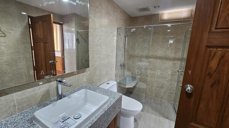 Ruamsuk Condominium : ร่วมสุข คอนโดมิเนียม, กรุงเทพ, 12 ซอยอรรถวี, คลองตัน, คลองเตย, กรุงเทพ, 330 ตร.ม., คอนโด ให้เช่า, โดย BANGKOK PROPERTY AGENTS, 500309527 - DDproperty.com