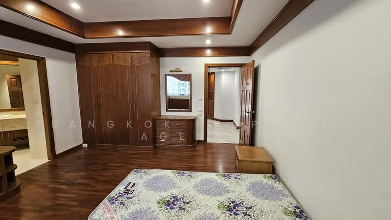 Ruamsuk Condominium, Bangkok, 12 Soi Athakravi, Khong Tan, Khlong Toei, Bangkok, 3 Bedrooms, 316 sqm, Condo For Rent, by BANGKOK PROPERTY AGENTS, 500309545 - DDproperty.com