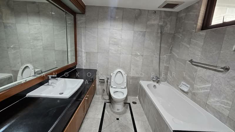 Ruamsuk Condominium, Bangkok, 12 Soi Athakravi, Khong Tan, Khlong Toei, Bangkok, 3 Bedrooms, 316 sqm, Condo For Rent, by BANGKOK PROPERTY AGENTS, 500309545 - DDproperty.com