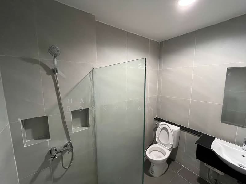 3-BR Townhouse, Bangkok, Suan Luang, Bangkok, 3 Bedrooms, 250 sqm, Townhouse For Sale, by Hathairat  Rookphan  , 500309574 - DDproperty.com