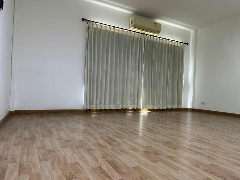 Baan Patra Krungthep Kreetha, Bangkok, Krungthep Kreetha Road, Saphan Sung, Bangkok, 2 Bedrooms, 131 sqm, Townhouse For Sale, by Home4sale, 500309581 - DDproperty.com