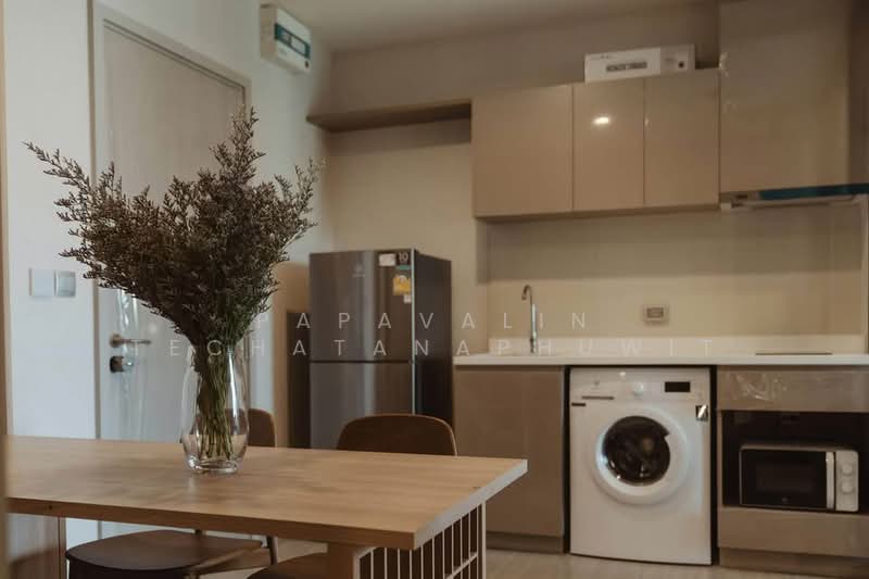Life Sukhumvit 62, Bangkok, Soi Sukhumvit 62, Bang Chak, Phra Khanong, Bangkok, 1 Bedroom, 38 sqm, Condo For Rent, by Papavalin Techatanaphuwit, 500309615 - DDproperty.com