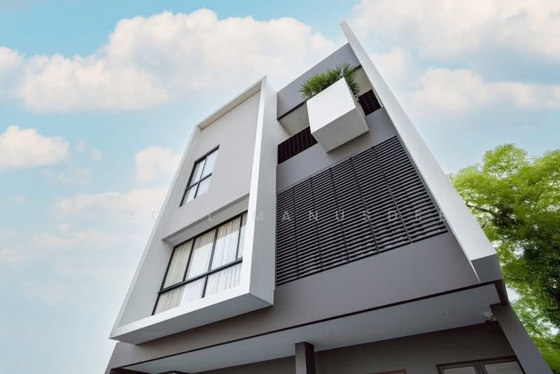 Feel Town Lat Phrao 101, Bangkok, ลาดพร้าว, Khlong Chaokhun Sing, Wang Thonglang, Bangkok, 4 Bedrooms, 270 sqm, Single Detached House For Sale, by Adool Manusdee, 500309636 - DDproperty.com