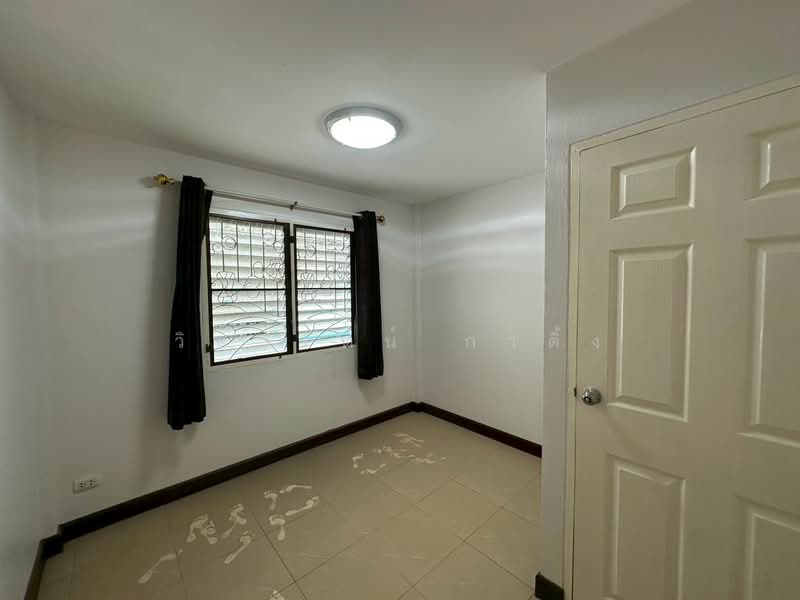 ทาวน์โฮม 3 ชั้น หมู่บ้าน สุวรรณ สุวรรณภูมิ หนามแดง-ศรีนครินทร์, สมุทรปราการ, บางพลีใหญ่, บางพลี, สมุทรปราการ, 200 ตร.ม., ทาวน์เฮ้าส์ ขาย, โดย วิดารัตน์ กาติ้ง, 500309703 - DDproperty.com