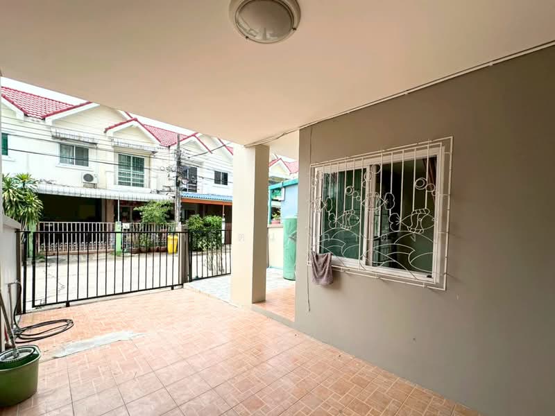 ทาวน์โฮม 3 ชั้น หมู่บ้าน สุวรรณ สุวรรณภูมิ หนามแดง-ศรีนครินทร์, สมุทรปราการ, บางพลีใหญ่, บางพลี, สมุทรปราการ, 200 ตร.ม., ทาวน์เฮ้าส์ ขาย, โดย วิดารัตน์ กาติ้ง, 500309703 - DDproperty.com