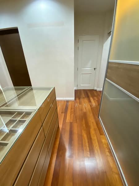 Villa Nakarin Onnut-Wongwaen, Bangkok, Sukhapiban 2 Road, Prawet, Bangkok, 5 Bedrooms, 410 sqm, Single Detached House For Rent, by Vinai Wattana, 500309706 - DDproperty.com