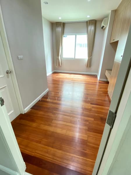 Villa Nakarin Onnut-Wongwaen, Bangkok, Sukhapiban 2 Road, Prawet, Bangkok, 5 Bedrooms, 410 sqm, Single Detached House For Rent, by Vinai Wattana, 500309706 - DDproperty.com
