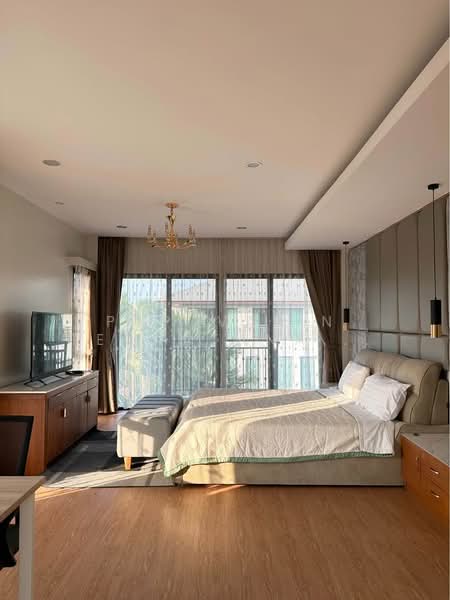 6-BR House, Bangkok, Suan Luang, Bangkok, 6 Bedrooms, 650 sqm, Single Detached House For Rent, by Pitchocha Kiatsinpon, 500309722 - DDproperty.com
