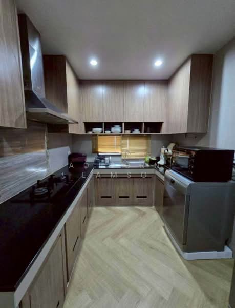 Burasiri Pattanakarn, Bangkok, New Pattanakarn Road, Prawet, Bangkok, 4 Bedrooms, 210 sqm, Single Detached House For Rent, by Adisorn Eamso, 500309756 - DDproperty.com