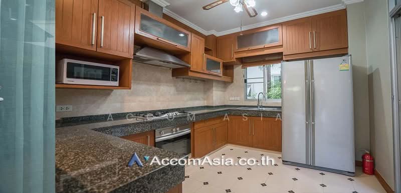 Garden View, Double High Ceiling, Pet friendly Villa-style home with elegant design and greenery vie, กรุงเทพ, คลองตันเหนือ, วัฒนา, กรุงเทพ, 300 ตร.ม., บ้านเดี่ยว ให้เช่า, โดย Accom Asia, 500309760 - DDproperty.com