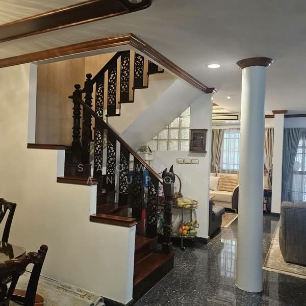 หมู่บ้านวัฒนา สาธุประดิษฐ์ 15 ถนนนราธิวาส 22, Bangkok, นราธิวาส 22, Chong Nonsi, Yan Nawa, Bangkok, 4 Bedrooms, 300 sqm, Townhouse For Sale, by Saowaluk Anupong, 500309762 - DDproperty.com