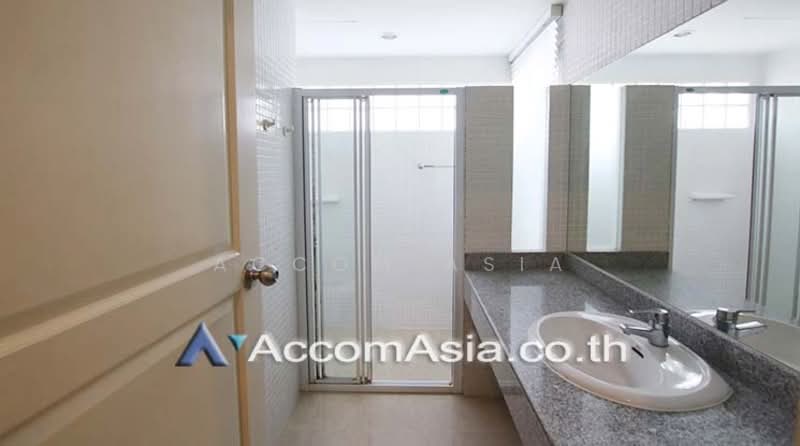 Bright home in compound near BTS and Emporium mall, กรุงเทพ, คลองตันเหนือ, วัฒนา, กรุงเทพ, 240 ตร.ม., บ้านเดี่ยว ให้เช่า, โดย Accom Asia, 500309776 - DDproperty.com