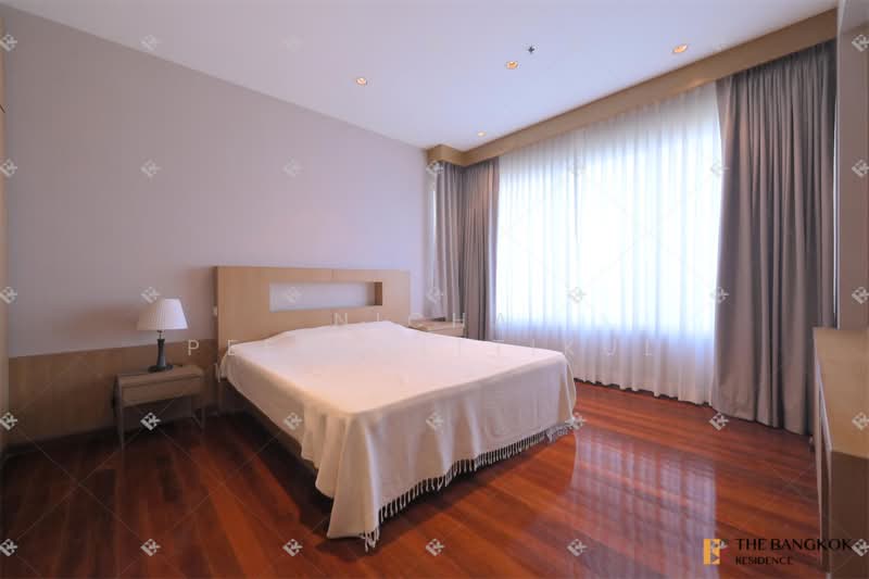 The Emporio Place, Bangkok, 93 Soi Sukhumvit 24, Sukhumvit Road, Khong Tan, Khlong Toei, Bangkok, 1 Bedroom, 66 sqm, Condo For Rent, by Nicha Peerakittikul, 500309803 - DDproperty.com