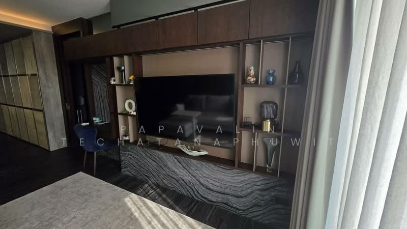 Noble Ploenchit, Bangkok, 1035 Ploenchit  Road, Lumphini, Pathum Wan, Bangkok, 2 Bedrooms, 85 sqm, Condo For Rent, by Papavalin Techatanaphuwit, 500309809 - DDproperty.com