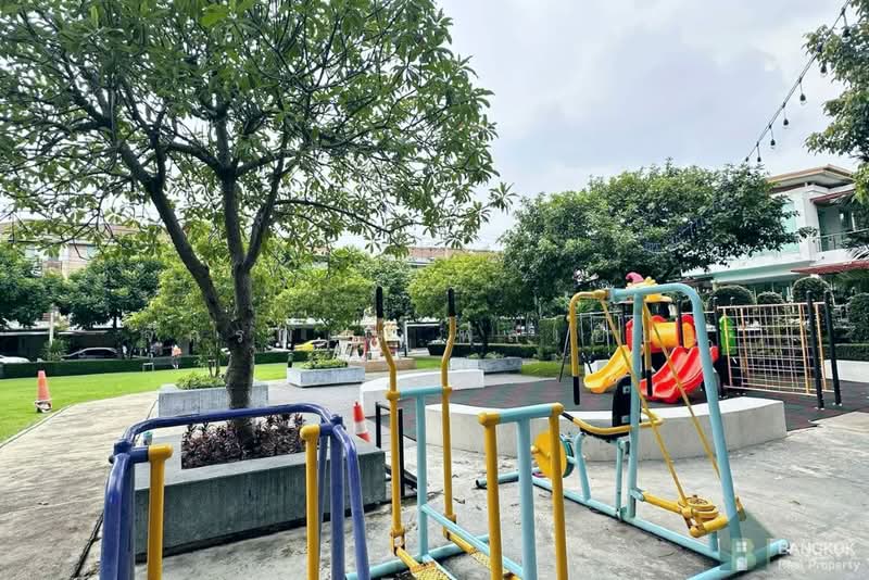 Town Plus Kaset - Nawamin, Bangkok, Klong Lamcheak Road, Nuan Chan, Bueng Kum, Bangkok, 3 Bedrooms, 138 sqm, Townhouse For Sale, by Chakkrapong Ponyeam, 500309812 - DDproperty.com