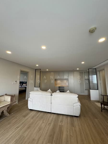 Supalai Place Sukhumvit 39, Bangkok, 175-179 Soi Sukhumvit 39 Sukhumvit Road, Khlong Tan Nua, Watthana, Bangkok, 2 Bedrooms, 135 sqm, Condo For Rent, by Thachaya Buanong, 500309838 - DDproperty.com