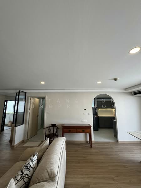 Supalai Place Sukhumvit 39, Bangkok, 175-179 Soi Sukhumvit 39 Sukhumvit Road, Khlong Tan Nua, Watthana, Bangkok, 2 Bedrooms, 135 sqm, Condo For Rent, by Thachaya Buanong, 500309838 - DDproperty.com