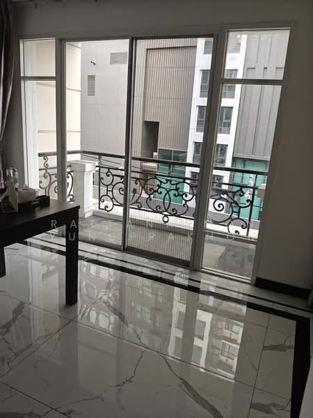 La Vie En Rose Place : ลา วี ออง โรส เพลส, กรุงเทพ, ซอยสุขุมวิท 36, คลองตัน, คลองเตย, กรุงเทพ, 181 ตร.ม., คอนโด ขาย, โดย Rattanaphon Yungprakhon, 500309843 - DDproperty.com