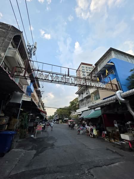 ็Huai Khwang Market, Bangkok, ประชาสงเคราะห์, Din Daeng, Bangkok, 3 Bedrooms, 200 sqm, Townhouse For Sale, by จิตราภรณ์ พิมพ์จันทร์, 500309869 - DDproperty.com
