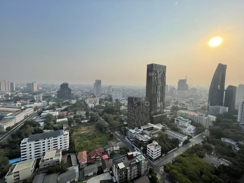Siri At Sukhumvit : สิริ แอท สุขุมวิท, กรุงเทพ, 902 สุขุมวิท, พระโขนง, คลองเตย, กรุงเทพ, 69 ตร.ม., คอนโด ขาย, โดย Tarit Chinsomboon, 500309912 - DDproperty.com