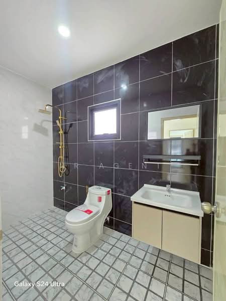 Baan Pruksa 14 A Bangbuathong, Nonthaburi, Soi Pruksa Village 14 A, Bang Khu Rat, Bang Bua Thong, Nonthaburi, 3 Bedrooms, 100 sqm, Townhouse For Sale, by NR AGENT, 500309930 - DDproperty.com