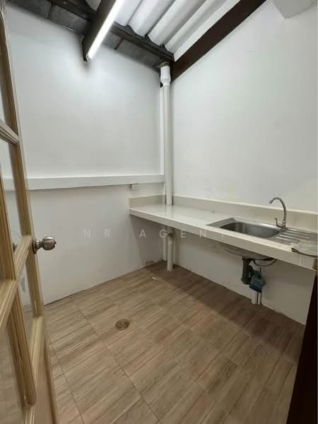 Bodinraksa, Bangkok, Inthraphon Road, Phlapphla, Wang Thonglang, Bangkok, 2 Bedrooms, 110 sqm, Townhouse For Sale, by NR AGENT, 500309953 - DDproperty.com