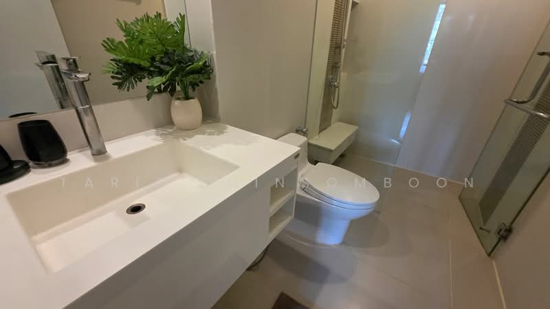Collezio Sathorn-Pipat, Bangkok, 41 Soi Pipat 1 Silom Road, Silom, Bang Rak, Bangkok, 1 Bedroom, 44 sqm, Condo For Rent, by Tarit Chinsomboon, 500309957 - DDproperty.com