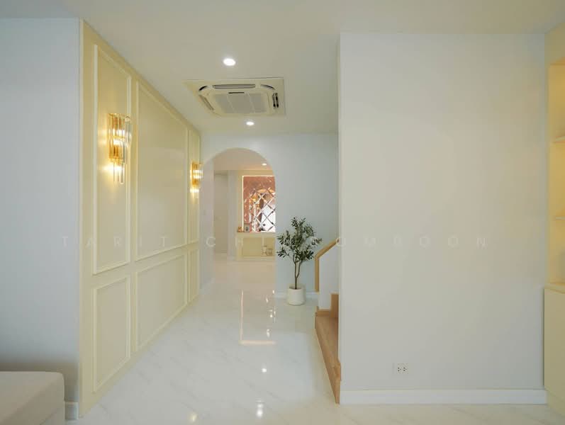 Baan Suan Lalana-Suan Luang, Bangkok, 50/363 Chaloem Phrakiat Ro 9 Soi 28 Yaek 14, Dok Mai, Prawet, Bangkok, 3 Bedrooms, 252 sqm, Condo For Sale, by Tarit Chinsomboon, 500309963 - DDproperty.com