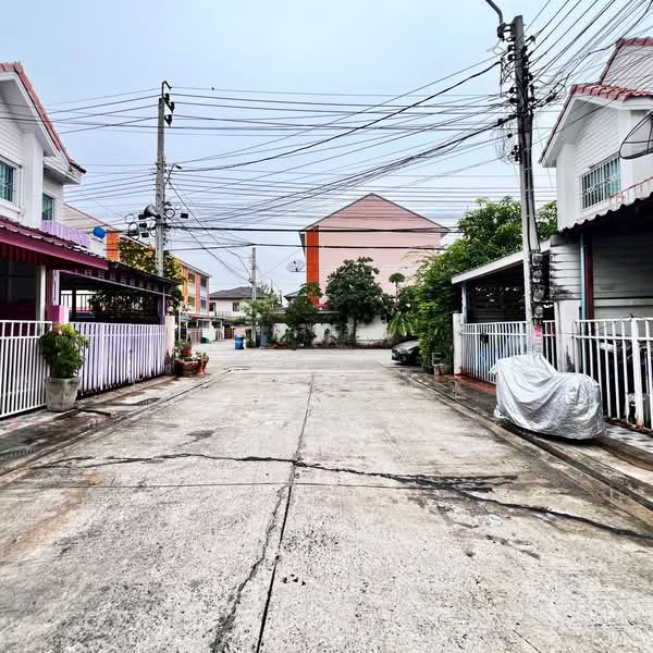 Ratchathani 9 Saimai, Bangkok, Permsin Road, Sai Mai, Bangkok, 3 Bedrooms, 110 sqm, Townhouse For Sale, by AJHOMECENTER - คุณจูน, 500309975 - DDproperty.com