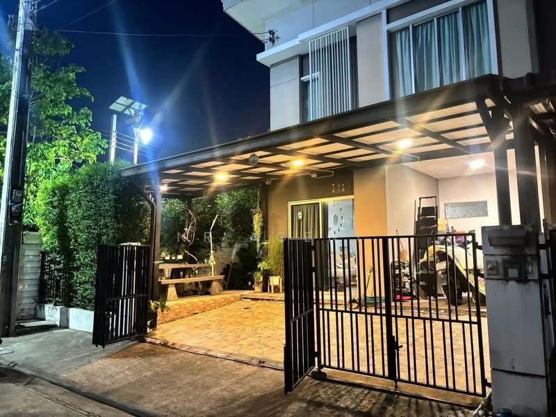 Pruksa Ville 92 Onnut-Suvarnabhumi, Samut Prakan, Soi Ladkrabang 14/1, Ladkrabang Road, Rachathewa, Bang Plee, Samut Prakan, 3 Bedrooms, 101 sqm, Townhouse For Sale, by NR AGENT, 500309982 - DDproperty.com