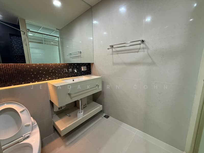 The Address Sathorn, Bangkok, 98 Sathorn Nua Road, Silom, Bang Rak, Bangkok, 1 Bedroom, 47 sqm, Condo For Sale, by Jesadakorn Cohn, 500310047 - DDproperty.com