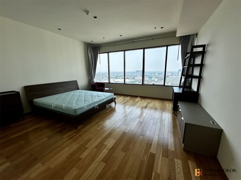 The Emporio Place : ดิ เอ็มโพริโอ เพลส, กรุงเทพ, 93 ซอยสุขุมวิท 24 ถนนสุุขุมวิท, คลองตัน, คลองเตย, กรุงเทพ, 161 ตร.ม., คอนโด ให้เช่า, โดย Nicha Peerakittikul, 500310083 - DDproperty.com