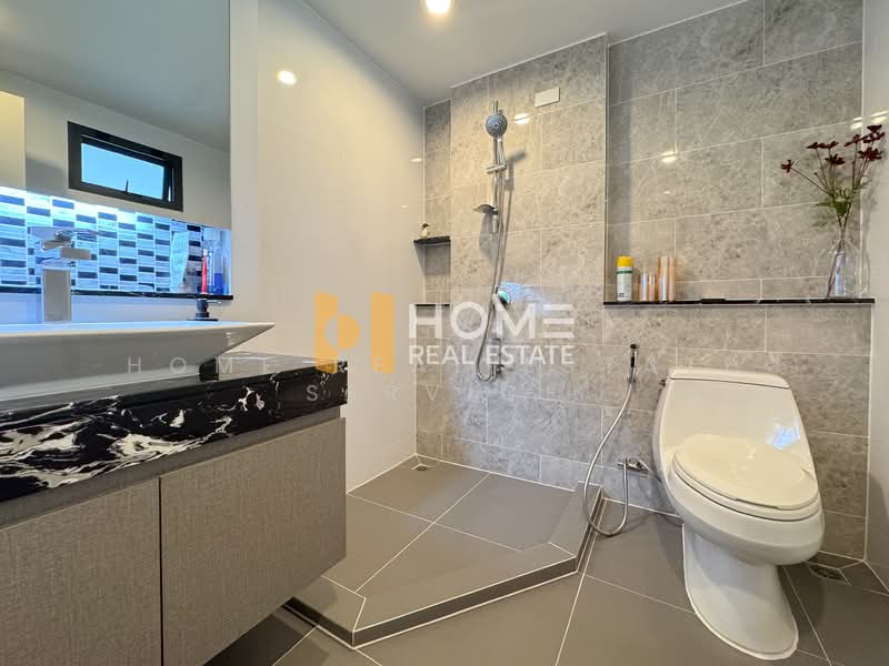 Burasiri Pattanakarn, Bangkok, New Pattanakarn Road, Prawet, Bangkok, 4 Bedrooms, 257 sqm, Single Detached House For Rent, by HOME Real Estate Service, 500310119 - DDproperty.com