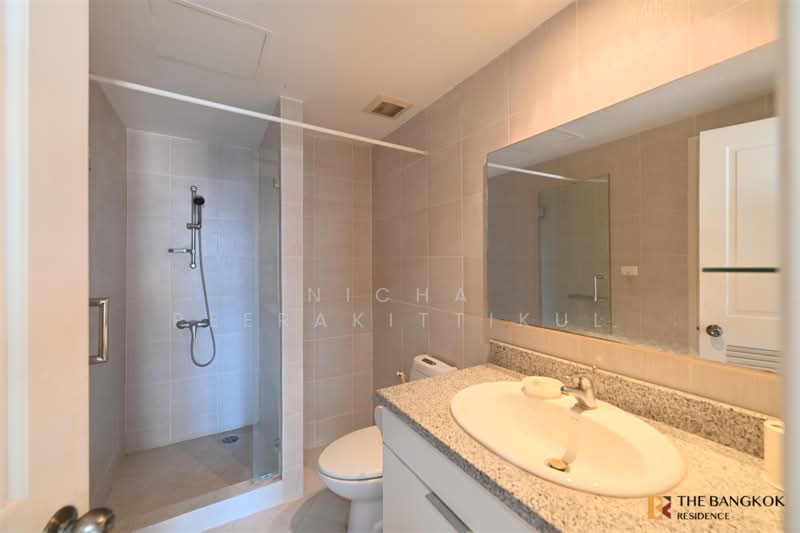 Serene Place Sukhumvit 24, Bangkok, 9 Soi Sukhumvit 24, Sukhumvit Road, Khong Tan, Khlong Toei, Bangkok, 2 Bedrooms, 79 sqm, Condo For Rent, by Nicha Peerakittikul, 500310260 - DDproperty.com